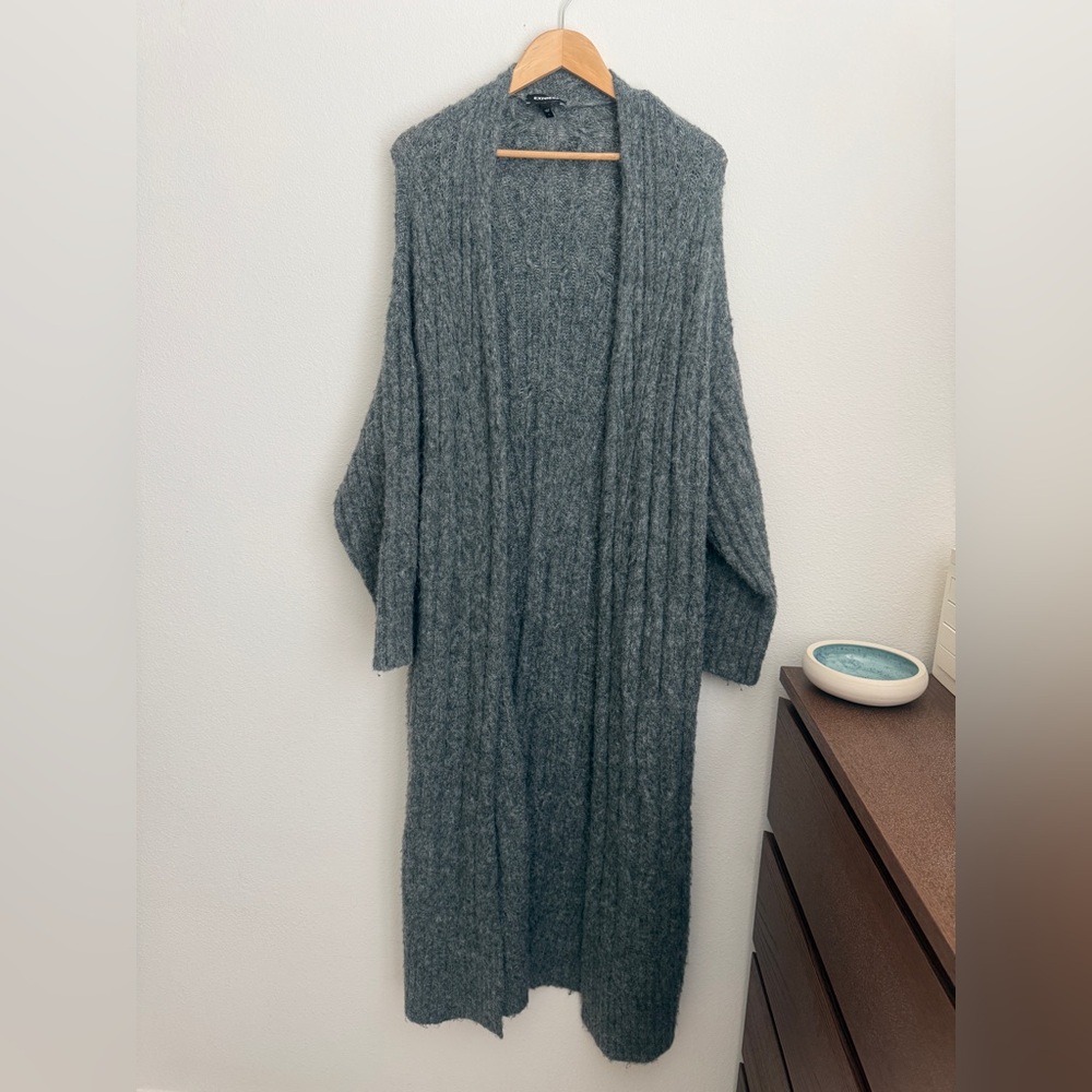 Cozy Gray Women's Cardigan/Shrug
